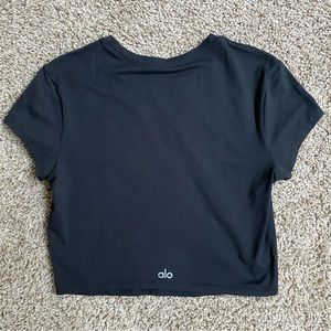 ALO Alosoft Crop Finesse Short Sleeve Black Shirt - M